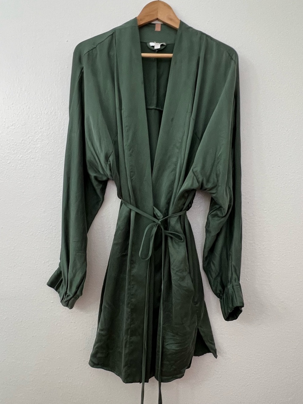 Lunya Olive Green 100% Silk Wrap Robe